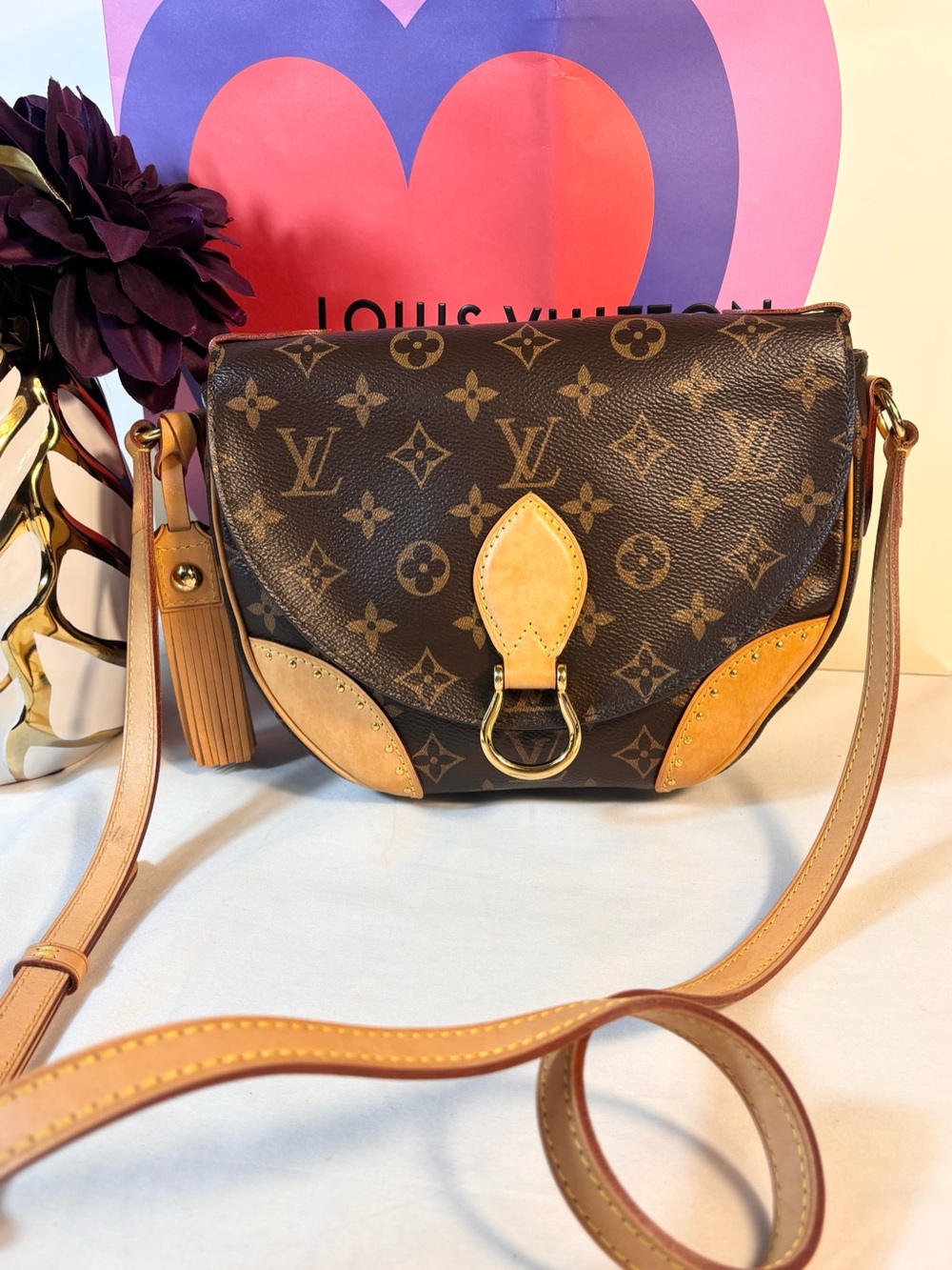 Louis Vuitton New Model Saint Cloud